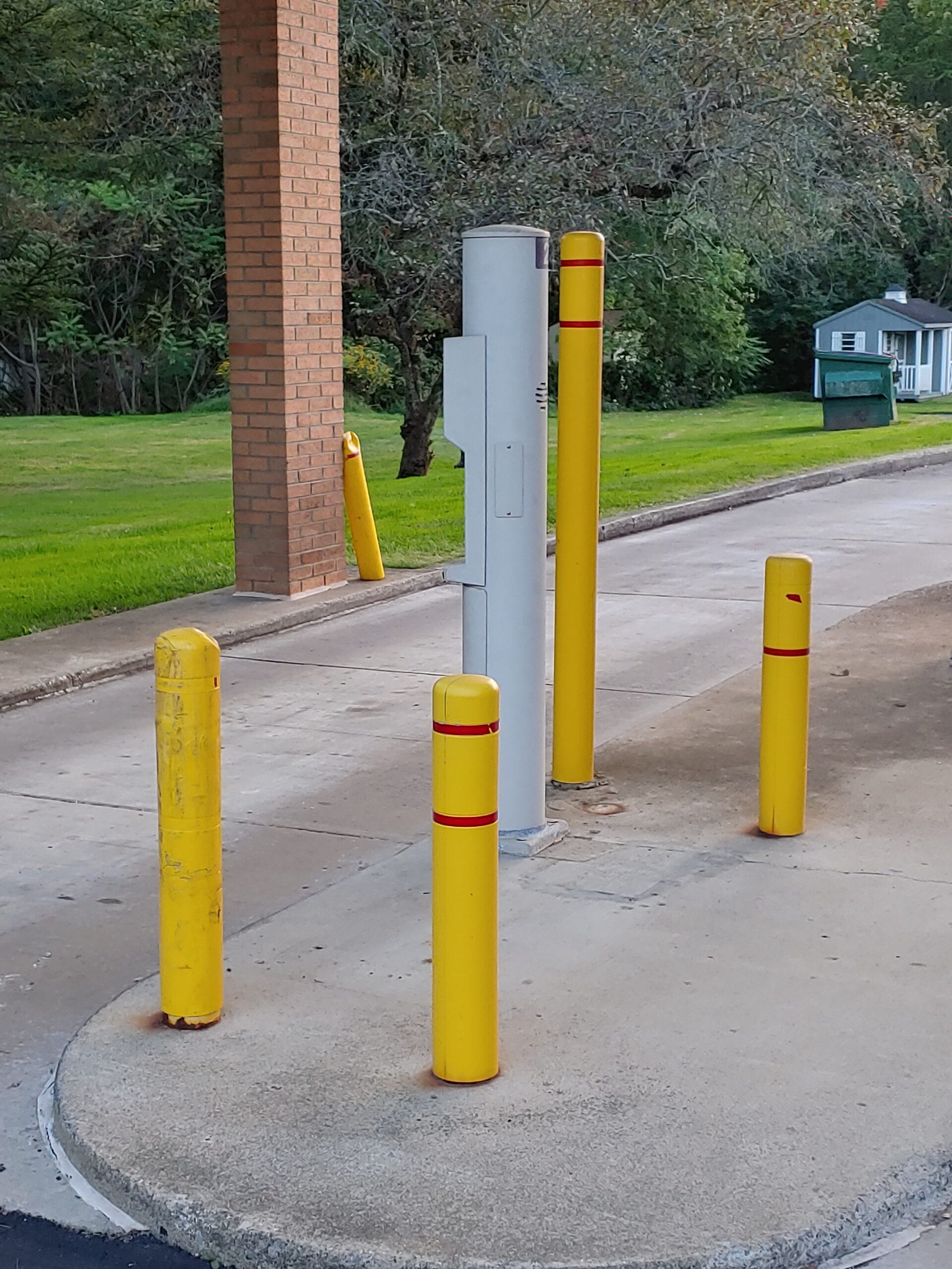 Jersey Barriers vs Safety Bollards | Accent Barriers