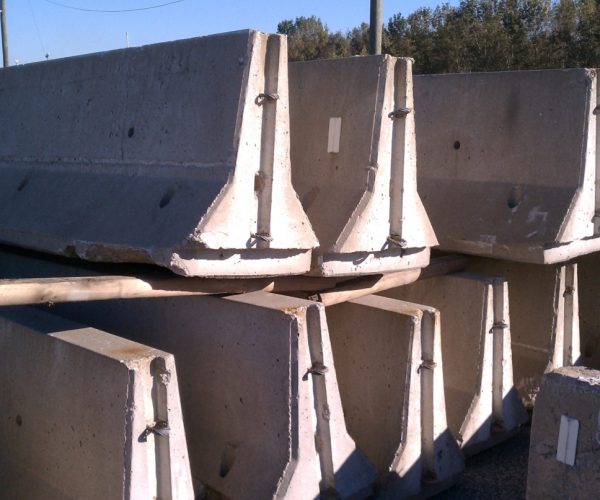 UsedConcreteJerseyBarriers